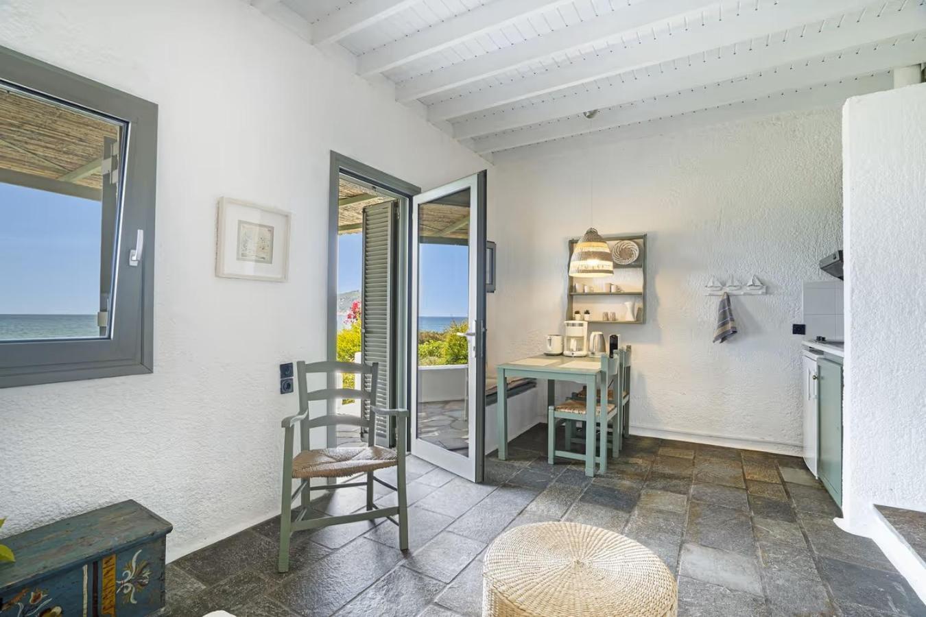 Niriides Resort ギシオ エクステリア 写真